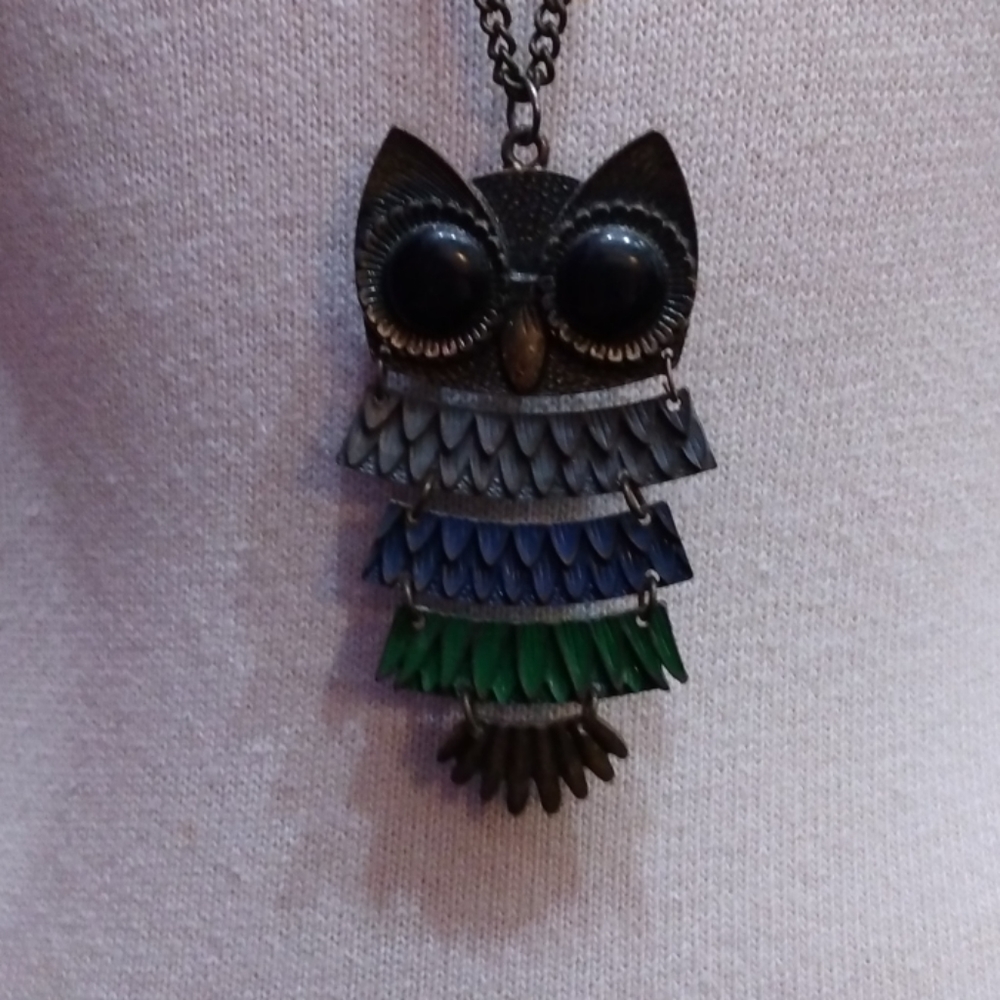 Owl necklace on 30 and chain
